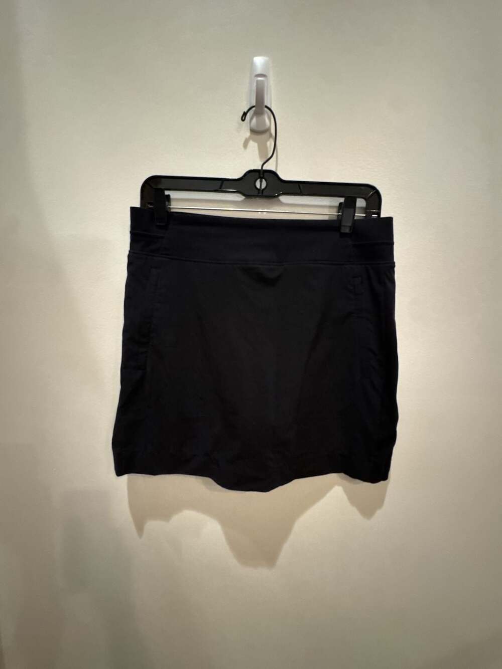 NWOT Athleta Soho Skort, BLACK SIZE 2 #211382 T0814